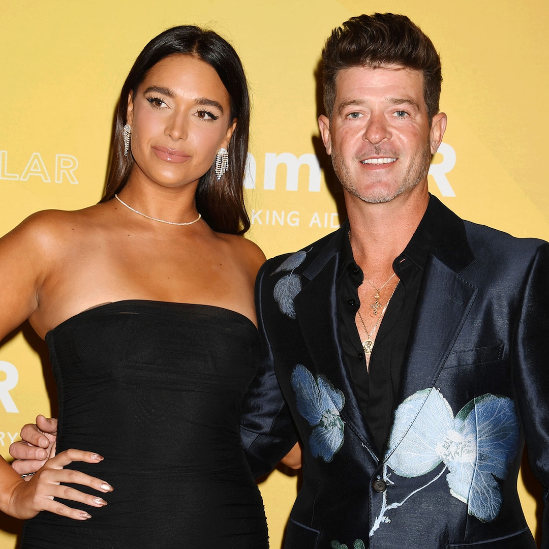 Robin Thicke’s Fiancée April Love Geary Fires Back at Haters Who Criticize Her Photos – E! Online
